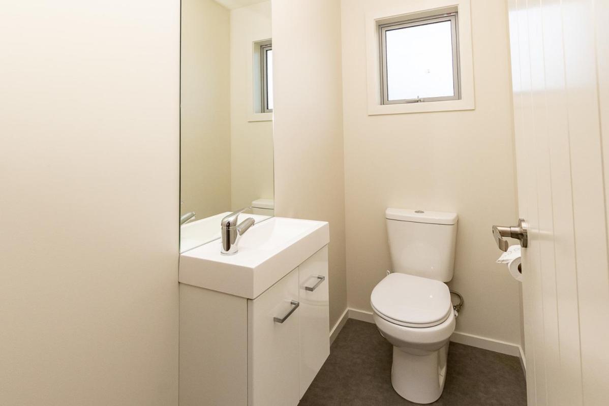 Poppa Pete'S - Te Anau Holiday Home Экстерьер фото